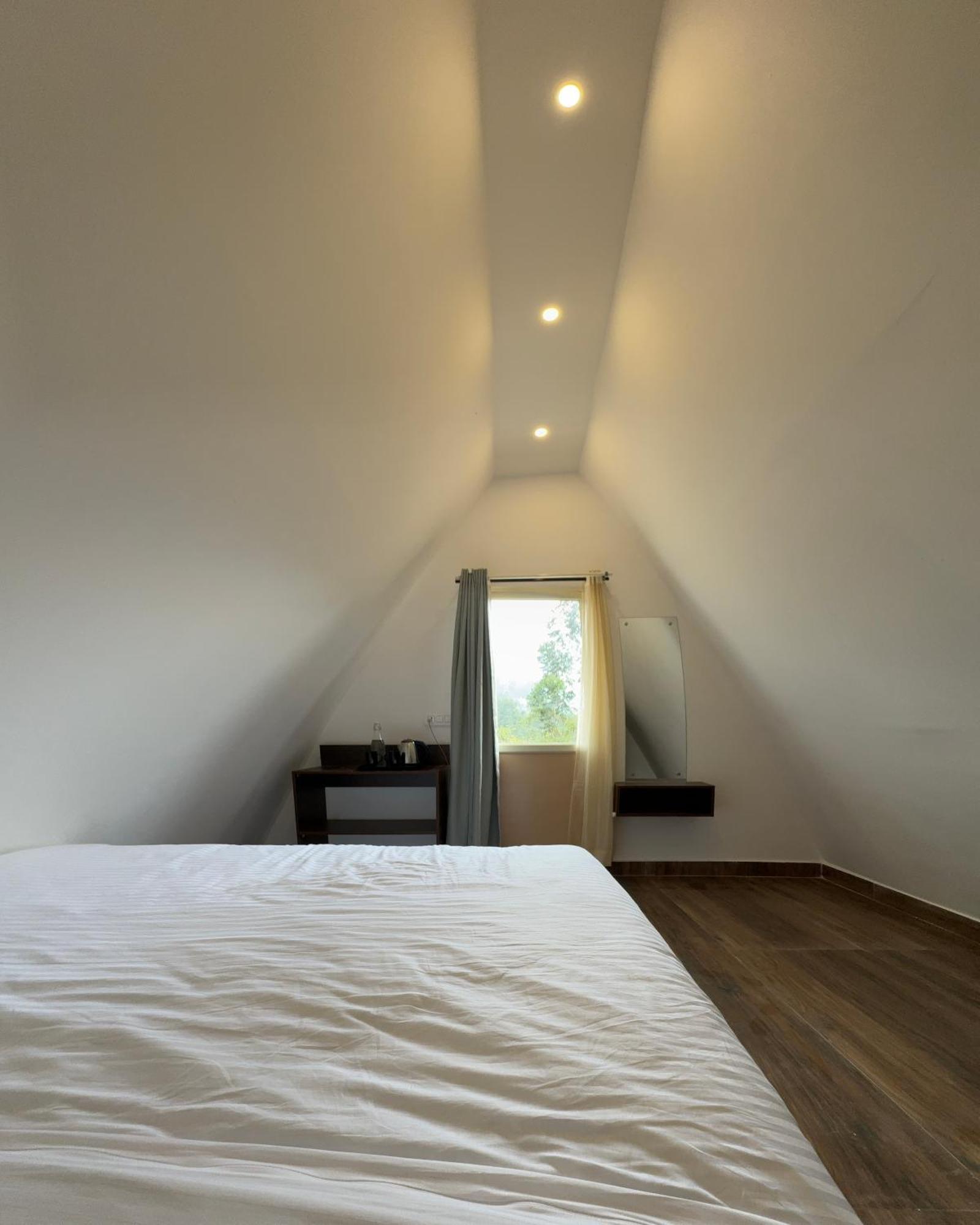 Eucalia Glamps- Luxury tent *