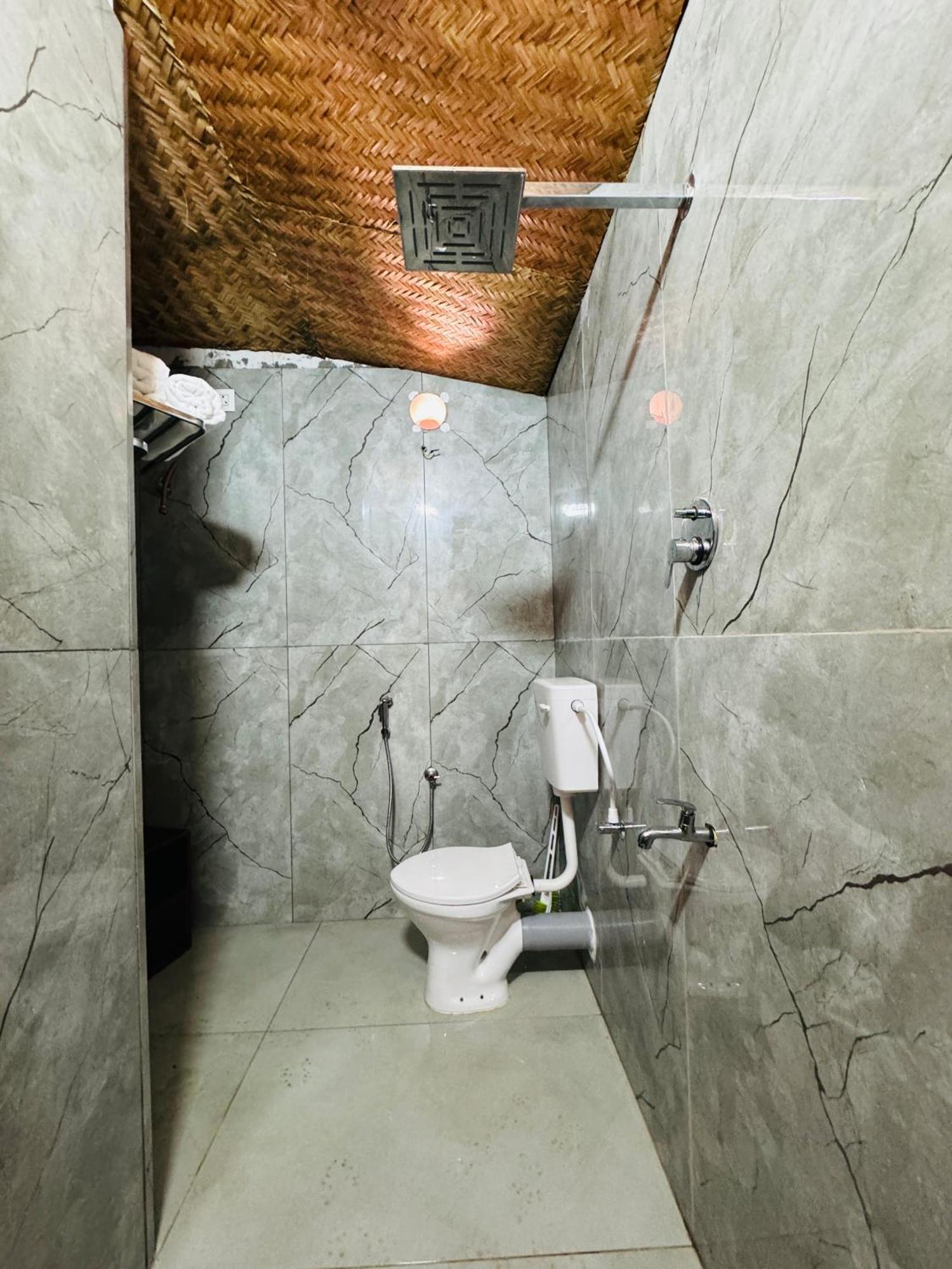 Eucalia Glamps-